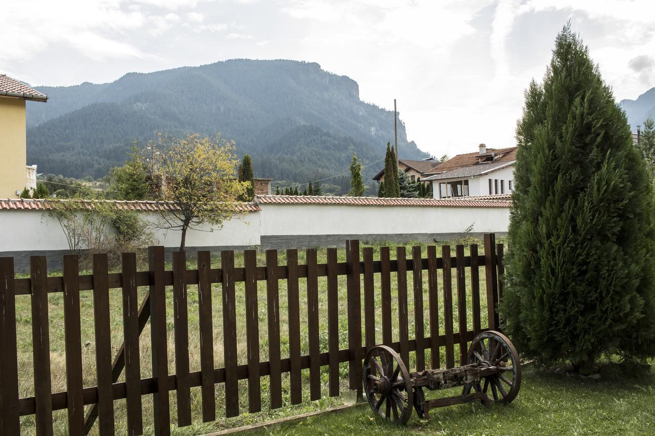 Boutique Hotel The White Pine Samokov Eksteriør billede