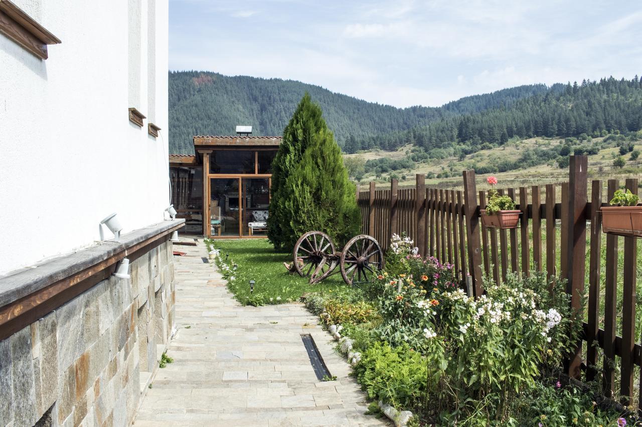 Boutique Hotel The White Pine Samokov Eksteriør billede